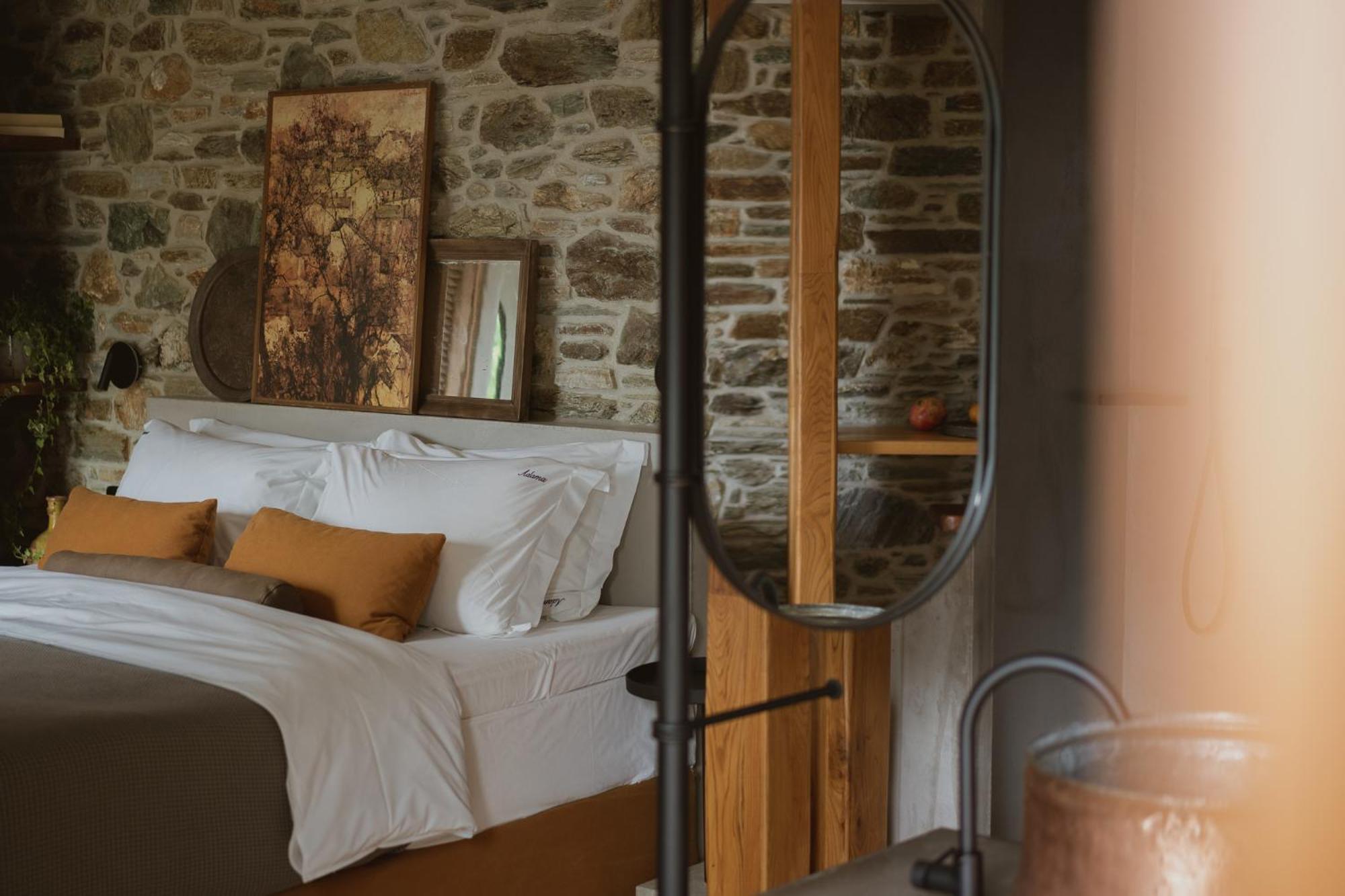 Hotel Adama à Mourésion Extérieur photo