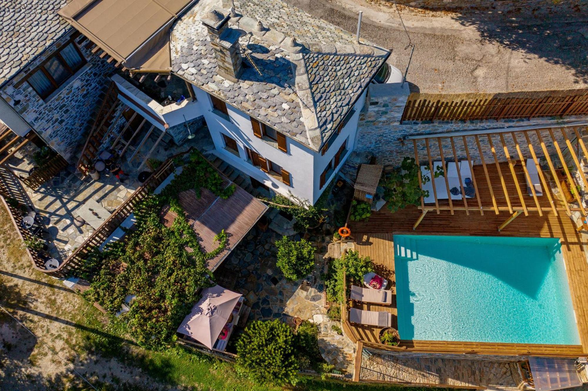 Hotel Adama à Mourésion Extérieur photo