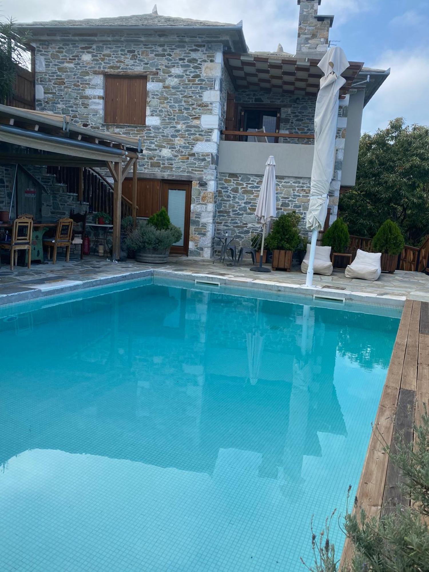 Hotel Adama à Mourésion Extérieur photo